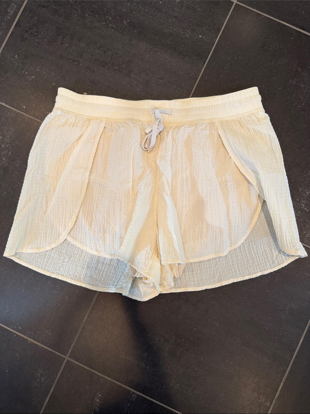 Lululemon Negative Split Textured Run Short 2.5" size S